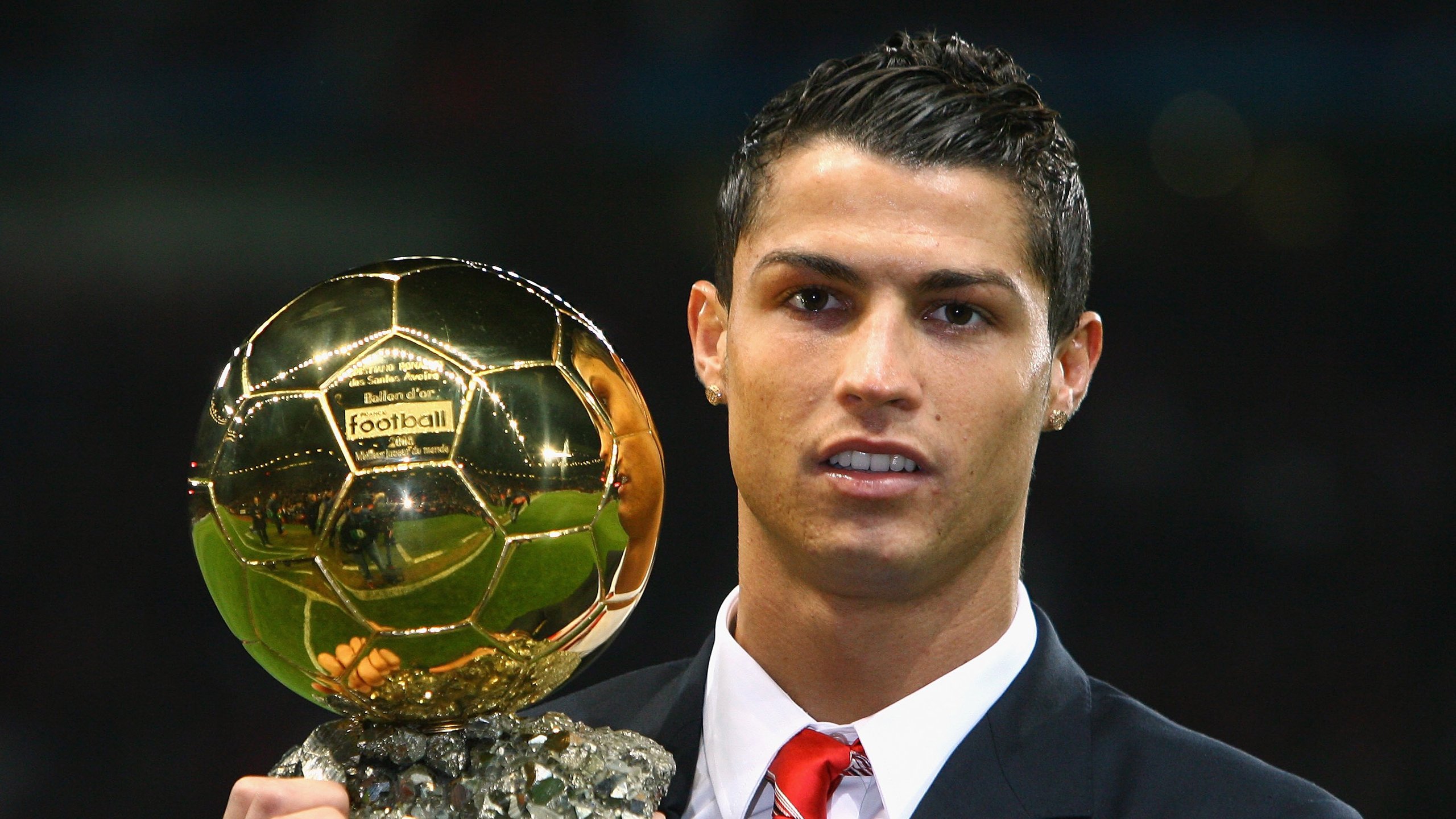 塔图姆强调防守转换速度要更快更准，塔图姆打法特点